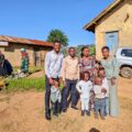 BUTEMBO: Gerlas Kilalo et Kavira Itungu Esther célèbrent 7 ans de mariage en visitant les lépreux de Vuhagha à  Katwa.