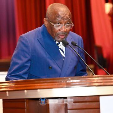 Jacques Djoli Jacques DJOLI ESENG’EKELI alerte sur les inégalités énergétiques en RDC