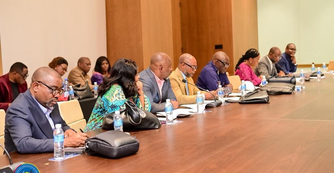 IMG-20260615-WA0000 Référendum en RDC : la Commission PAJ du Sénat adopte son rapport à l’unanimité.