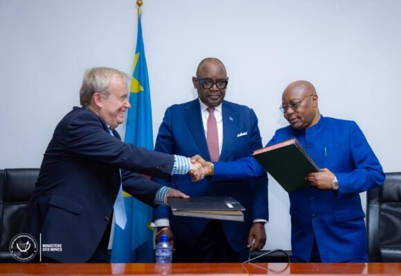 Le ministre Louis Watum Kabamba a présidé une réunion stratégique entre Fomin et ADEX Platforms AG.