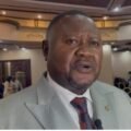 Ass Nat : Le député Lambert Osango plaide pour les anciens combattants et réclame la clarté pour les contrats de l’État.