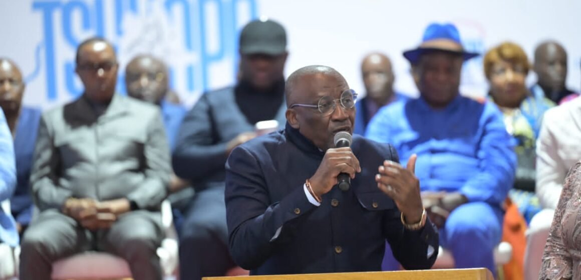 Tshuapa : Jacques DJOLI ESENG&rsquo;EKELI appelle à l&rsquo;unité pour vaincre la pauvreté et relancer le développement.