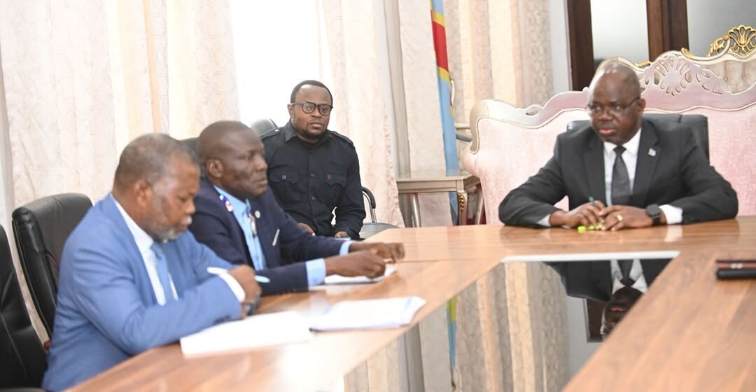 1000850697 DIPLOMATIE PARLEMENTAIRE ET CITOYENNE POUR LA PAIX: LANCEMENT DES ACTIVITÉS DE L’AIPP-RDC, L’HON. ISAAC JC TSHILUMBAYI PRÉSIDE LA PREMIÈRE RÉUNION DE STRUCTURATION DU BUREAU NATIONAL EXÉCUTIF.