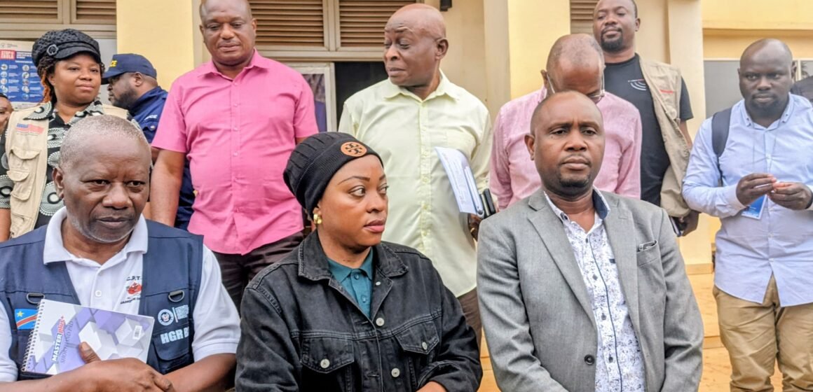 BUTEMBO : l’équipe de la riposte venue de Kinshasa à l’écoute des résistances communautaires face à Ebola.