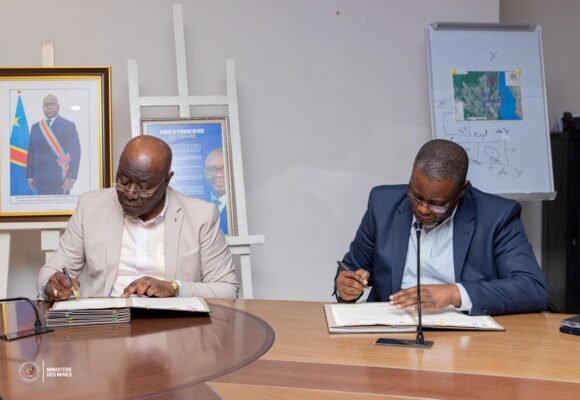 UNE NOUVELLE ÈRE S’OUVRE DANS LE SECTEUR MINIER : LES ENTREPRISES MINIÈRES ACCEPTENT LA PARTICIPATION DES CONGOLAIS À LEUR CAPITAL SOCIAL Kinshasa, 31 juillet 2026.