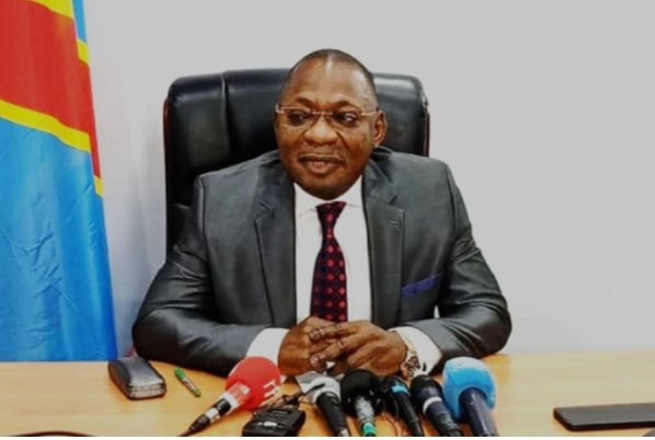 Screenshot_20260818-084026_1 RDC : Le procureur général près la Cour de cassation Firmin M’vonde instruit les OPJ d’ intensifier la traque contre les dérapages et insultes sur les réseaux sociaux.