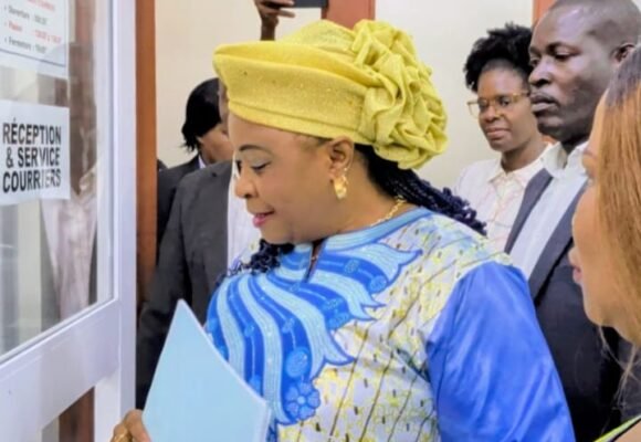 IMG-20260917-WA0004 Assemblée Nationale🇨🇩 : le Rapporteur adjoint Clotilde Mutita dépose son rapport de vacances parlementaires.